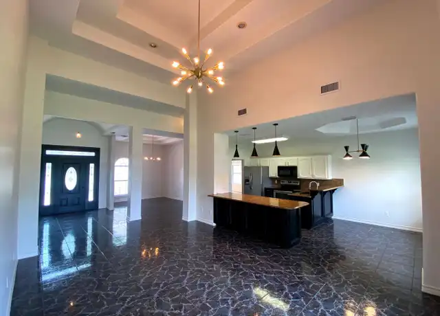 Property at 4608 W Hackberry Ave, McAllen, TX, 78501, 3 beds, 2 baths, [object Object]