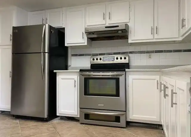 Property at 3060 Riverside Dr Unit E-4, Coral Springs, FL, 33065, 3 beds, 2.5 baths, [object Object]