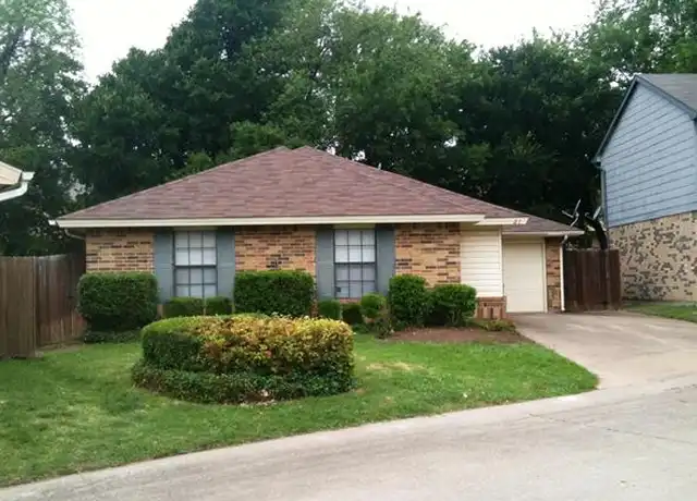 Property at 21 Crockett Ct, Allen, TX, 75002, 3 beds, 2 baths, [object Object]