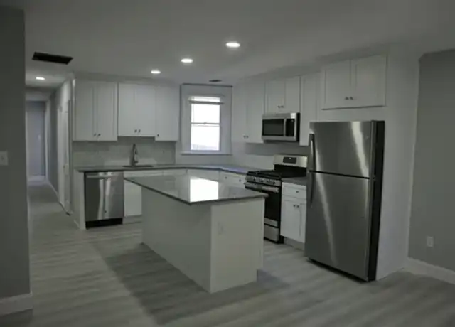 Property at 6064 Ridge Ave Unit 3, Philadelphia, PA, 19128, 2 beds, 1 bath, [object Object]