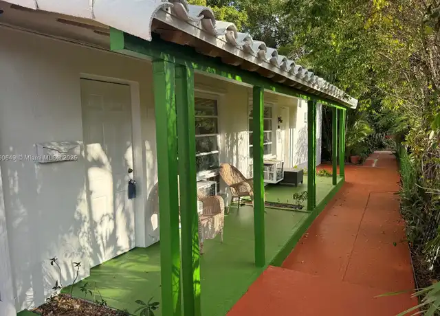 Property at 2023 Taylor St Unit 2025, Hollywood, FL, 33020, 2 beds, 1 bath, [object Object]