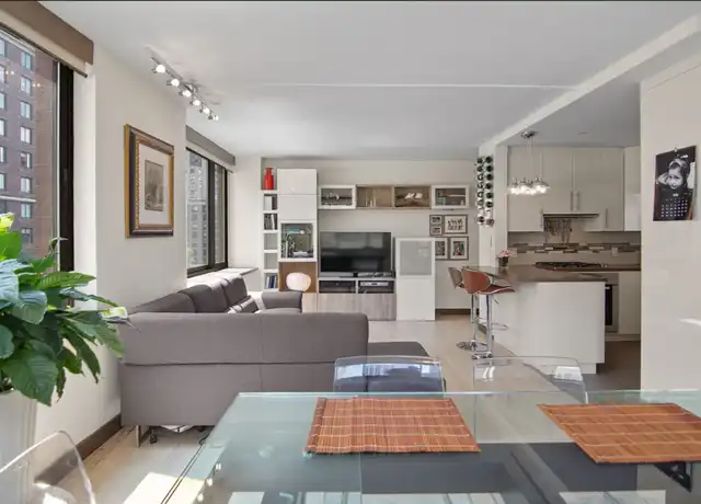 Property at 300 Albany St Unit 6I, New York, NY, 10280, 3 beds, 2 baths, [object Object]
