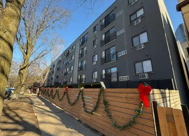 Property at 5411 N Winthrop Ave Unit 206, Chicago, IL, 60640, 1 bed, 1 bath, [object Object]