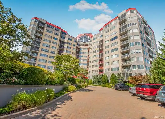 Property at 10 Stewart Pl Unit 6FE, White Plains, NY, 10603, 2 beds, 2 baths, [object Object]
