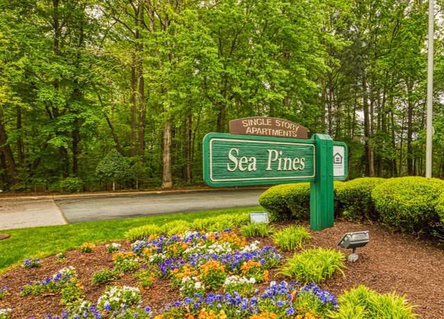 Photo of 615 Sea Pine Ln, Newport News, VA 23608
