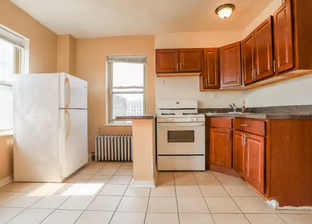 Property at 910 W Lawrence Ave Unit 6, Chicago, IL, 60640, 1 bed, 1 bath, [object Object]