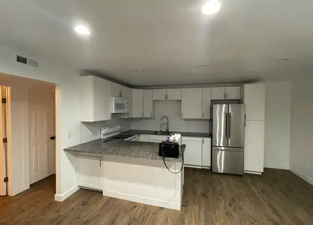 Property at 111 Lilac Way Unit B, Evanston, WY, 82930, 3 beds, 1 bath, [object Object]