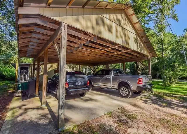 Property at 108 Tubbs Ln, Freeport, FL, 32439, 2 beds, 2 baths, [object Object]