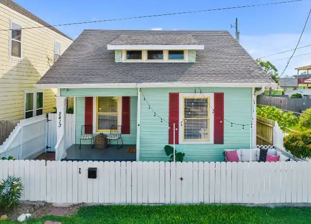 Property at 2413 34th St, Galveston, TX, 77550, 3 beds, 2 baths, [object Object]