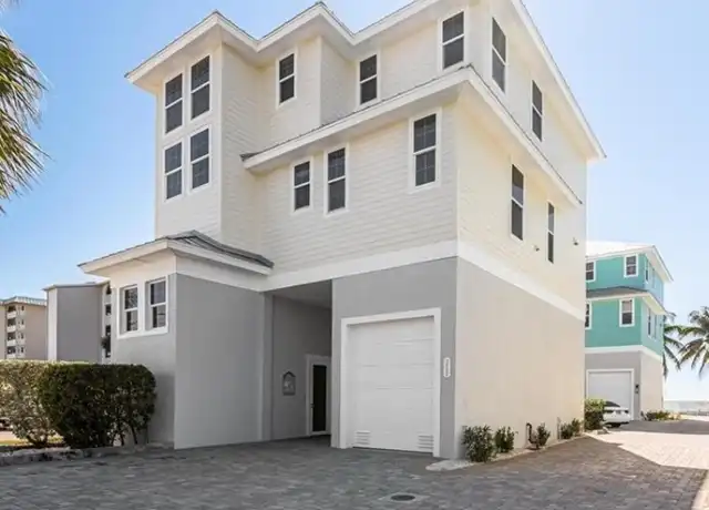 Property at 260 Key West Ct, Fort Myers Beach, FL, 33931, 3 beds, 3.5 baths, [object Object]
