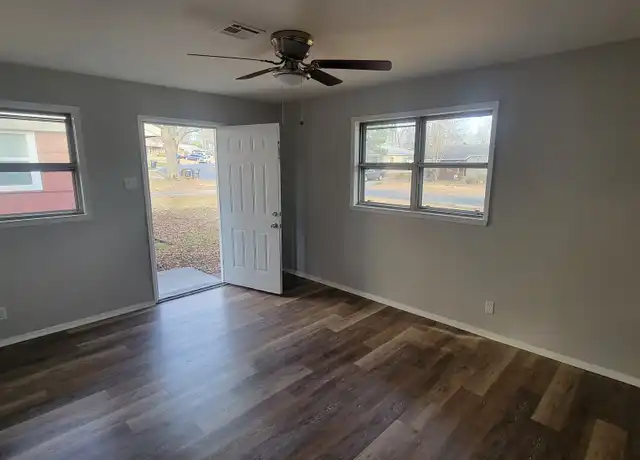 Property at 620 Neal St, Jacksonville, AR, 72076, 3 beds, 1 bath, [object Object]