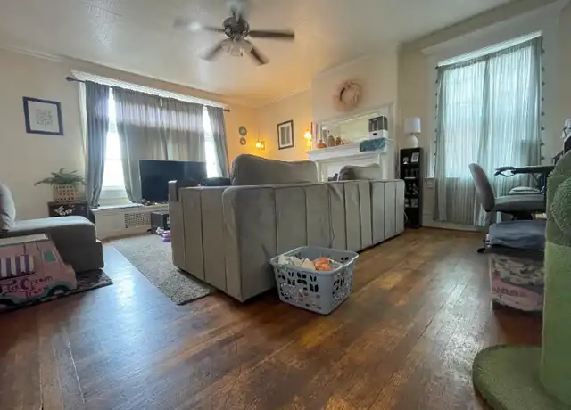 Property at 1028 N Negley Ave Unit 2, Pittsburgh, PA, 15206, 2 beds, 1 bath, [object Object]