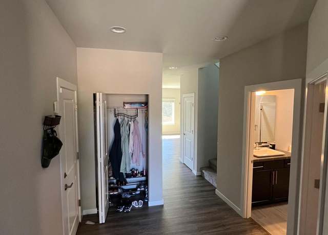 Photo of 12402 168th Ave SE, Snohomish, WA 98290