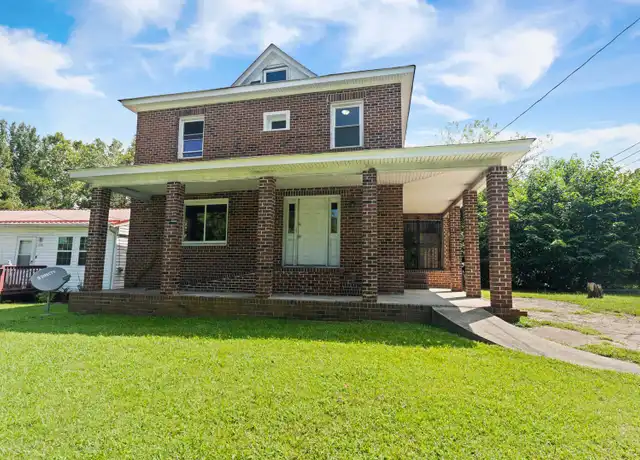 Property at 516 Center St Unit A, Blackstone, VA, 23824, 1 bed, 1 bath, [object Object]