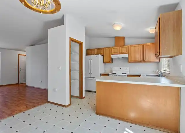 Property at 8048 SE 62nd Ave, Portland, OR, 97206, 3 beds, 2 baths, [object Object]