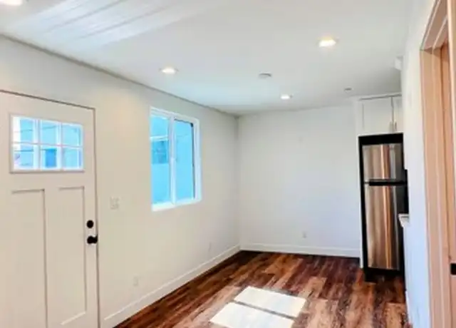 Property at 1809 S Gramercy Pl, Los Angeles, CA, 90019, 1 bed, 1 bath, [object Object]