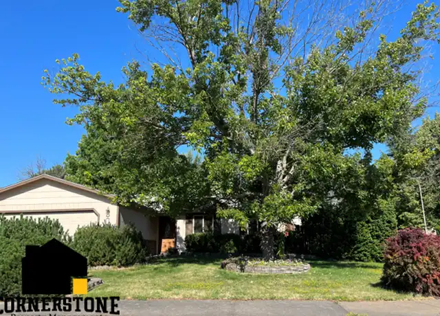 Property at 3030 Bron Cir, Medford, OR, 97504, 3 beds, 2 baths, [object Object]