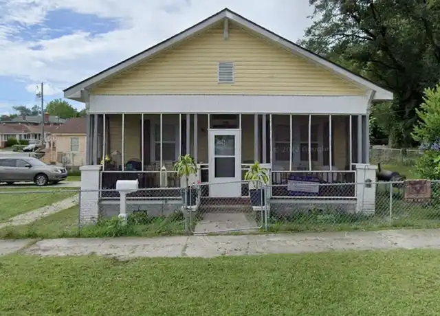 Property at 1016 Queen St, Wilmington, NC, 28401, 3 beds, 1 bath, [object Object]