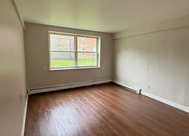 Property at 22 Elliott St, Hartford, CT, 06114, 1 bed, 1 bath, [object Object]