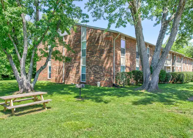 Property at 118 E Kingwood Dr, Murfreesboro, TN, 37130, 1-3 bed, 1-2 bath, [object Object]