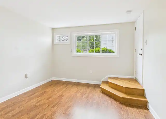 Property at 4032 MacArthur Ave Apt E, Richmond, VA, 23227, 1 bed, 1 bath, [object Object]