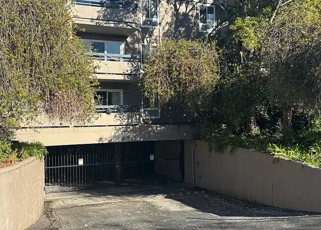 Property at Oakview Apartments - 3135 Campus Dr, San Mateo, CA, 94403, 1 bed, 1 bath, [object Object]