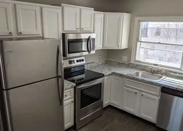 Property at 172 Camden St Unit 2, Rockland, ME, 04841, 1 bed, 1 bath, [object Object]