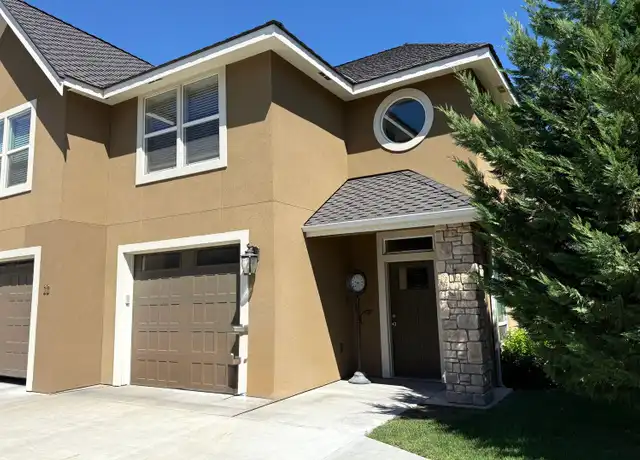 Property at 22 NE Hadley Way #1, College Place, WA, 99324, 2 beds, 2.5 baths, [object Object]