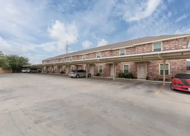 Property at 2503 E Franklin Ave Unit 8, Alton, TX, 78573, 2 beds, 2.5 baths, [object Object]