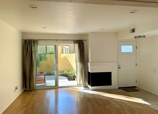 Property at 25712 Le Parc #39, Lake Forest, CA, 92630, 1 bed, 1 bath, [object Object]