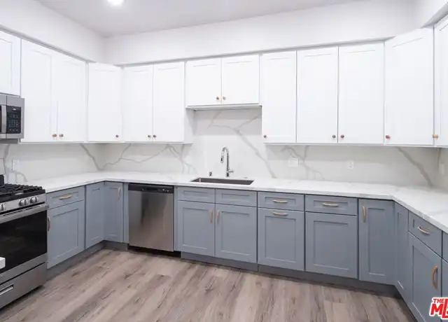 Property at 3672 Jasmine Ave Unit 401, Los Angeles, CA, 90034, 2 beds, 2 baths, [object Object]