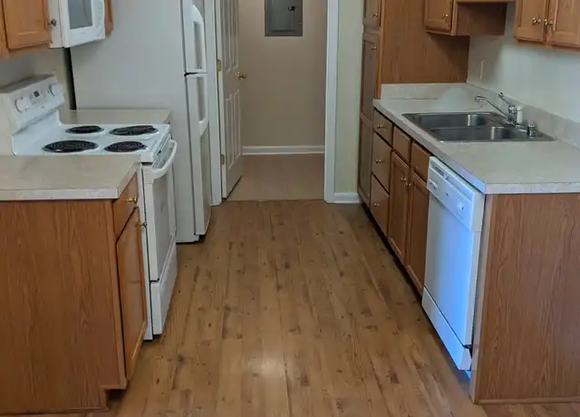 Property at 5601 Chariot Run Dr #201, Louisville, KY, 40272, 2 beds, 2 baths, [object Object]