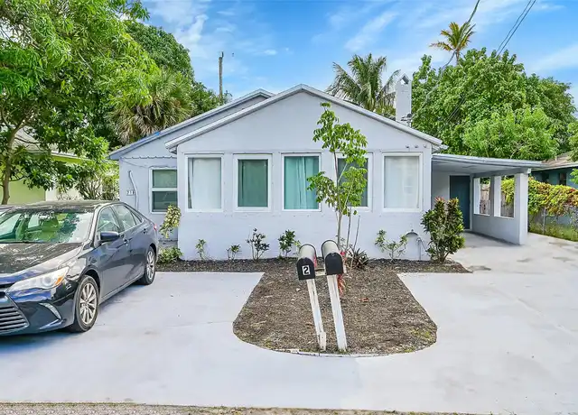 Property at 718 NE 14th St #1, Fort Lauderdale, FL, 33304, 3 beds, 2 baths, [object Object]