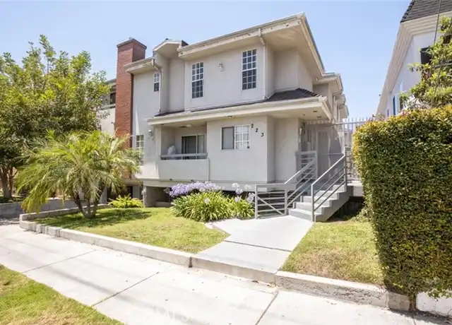 Property at 223 N Adams St, Glendale, CA, 91206, 2 beds, 2.5 baths, [object Object]