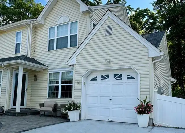Property at 10 Mohr Rd, Burlington, NJ, 08016, 3 beds, 2.5 baths, [object Object]