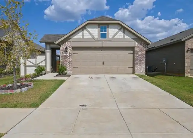 Property at 933 King St, Aubrey, TX, 76227, 3 beds, 2 baths, [object Object]