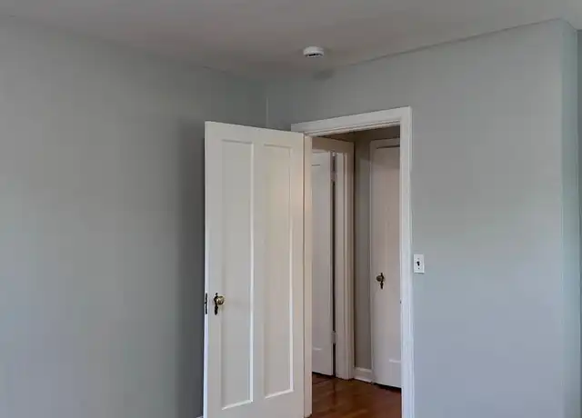 Property at 6620 Coleridge Ave Unit 6620-4, Cincinnati, OH, 45213, 1 bed, 1 bath, [object Object]