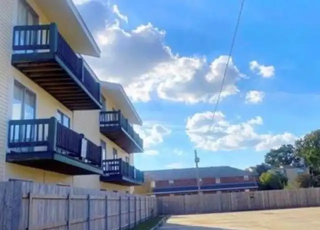 Property at 2300 Pasadena Ave Unit 302, Metairie, LA, 70001, 1 bed, 1 bath, [object Object]