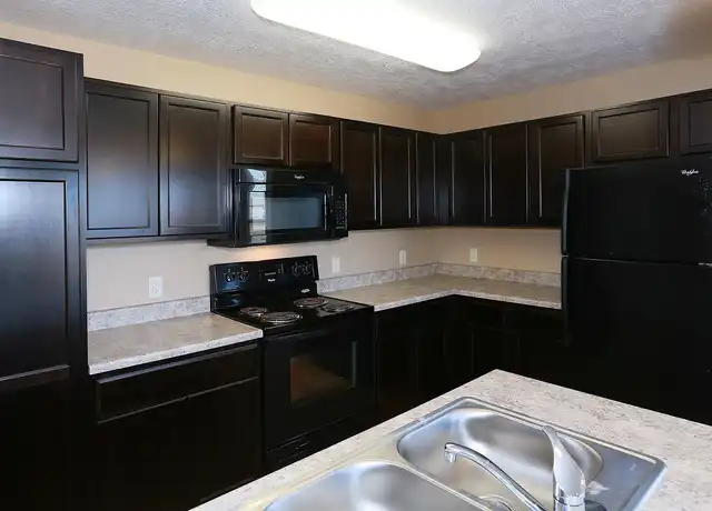 Property at Chasing Willows Apartments - 4800 E 54th St, Sioux Falls, SD, 57110, 1-3 bed, 1-2 bath, [object Object]