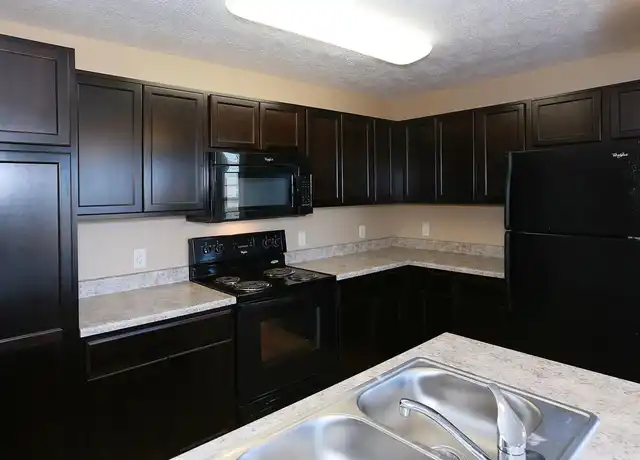 Property at Chasing Willows Apartments - 4800 E 54th St, Sioux Falls, SD, 57110, 1-3 bed, 1-2 bath, [object Object]