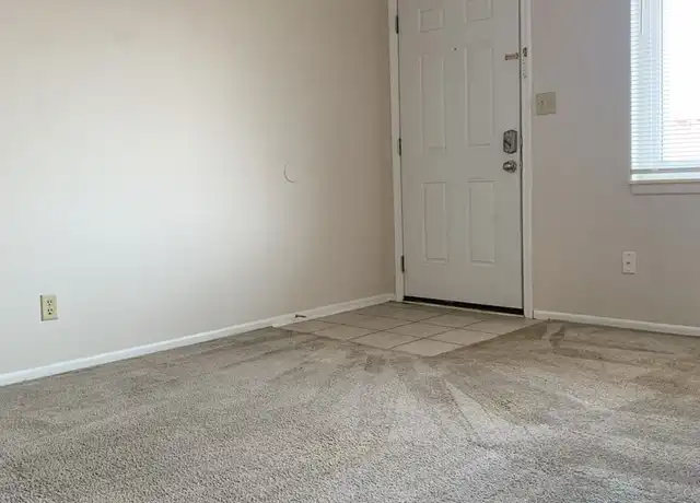 Property at 9001 NW 57 St Unit 9020, Parkville, MO, 64152, 2 beds, 1 bath, [object Object]