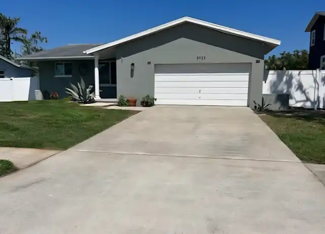 Property at 5923 19th St NE, Saint Petersburg, FL, 33703, 3 beds, 2 baths, [object Object]