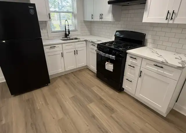 Property at 1070 S Merrimac Rd, Camden, NJ, 08104, 3 beds, 1.5 baths, [object Object]