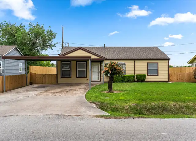 Property at 5703 Minden St, Houston, TX, 77026, 3 beds, 1 bath, [object Object]