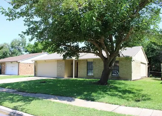 Property at 7323 Ashcrest Ln, Dallas, TX, 75249, 3 beds, 2 baths, [object Object]