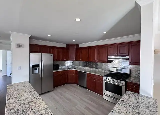 Property at 1-81 Beach 98th St Unit 2, Rockaway Park, NY, 11694, 3 beds, 1 bath, [object Object]