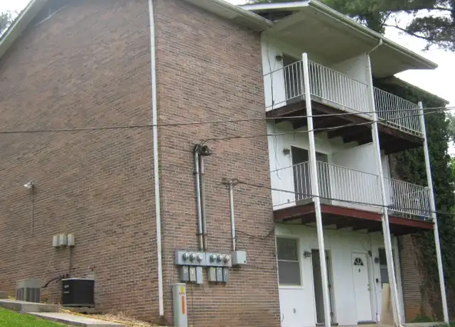Property at 5611 Lon Roberts Dr Unit 5, Knoxville, TN, 37918, 1 bed, 1 bath, [object Object]
