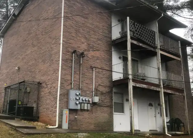 Property at 5611 Lon Roberts Dr Unit 5, Knoxville, TN, 37918, 1 bed, 1 bath, [object Object]