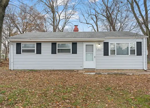 Property at 1414 E Pitman Ave, Wentzville, MO, 63385, 3 beds, 1 bath, [object Object]