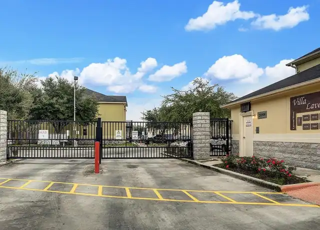 Property at 2088 Laverne St Unit 1, Houston, TX, 77080, 4 beds, 2 baths, [object Object]